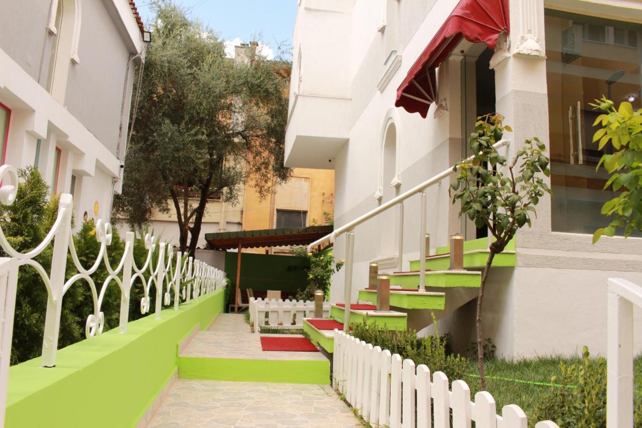 Theranda Boutique Hotel Тирана Экстерьер фото