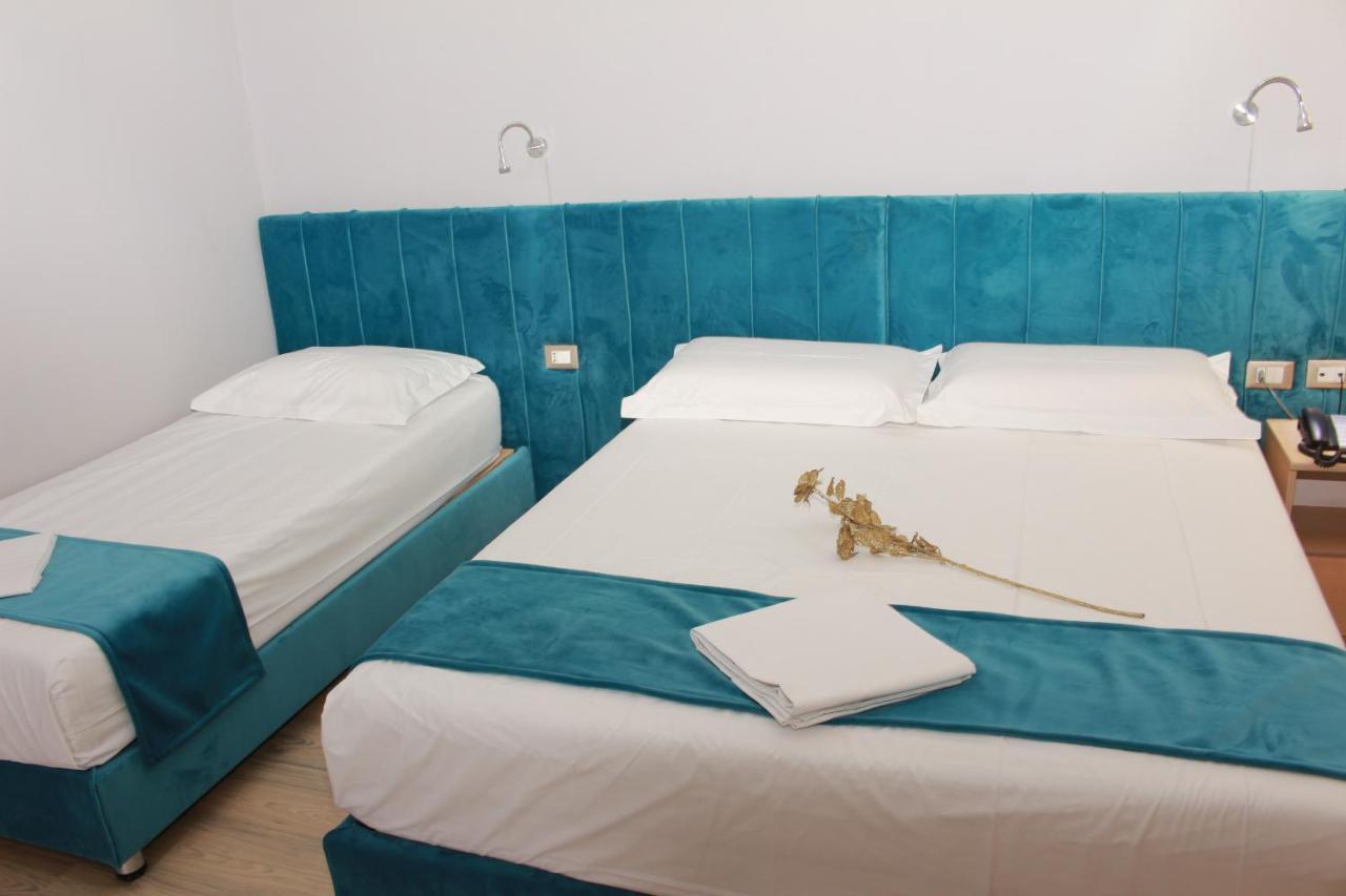 Theranda Boutique Hotel Тирана Экстерьер фото